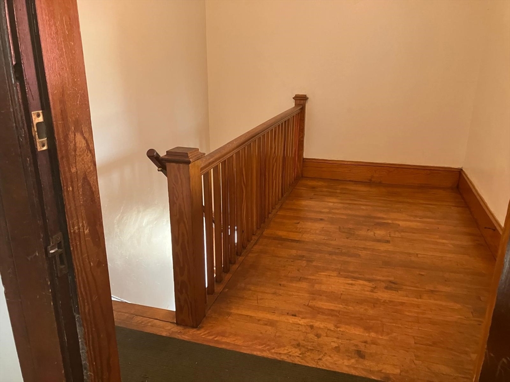 24 Arthur Street Worcester, MA 01604 - Photo 7 of 8 Gallery Image 7