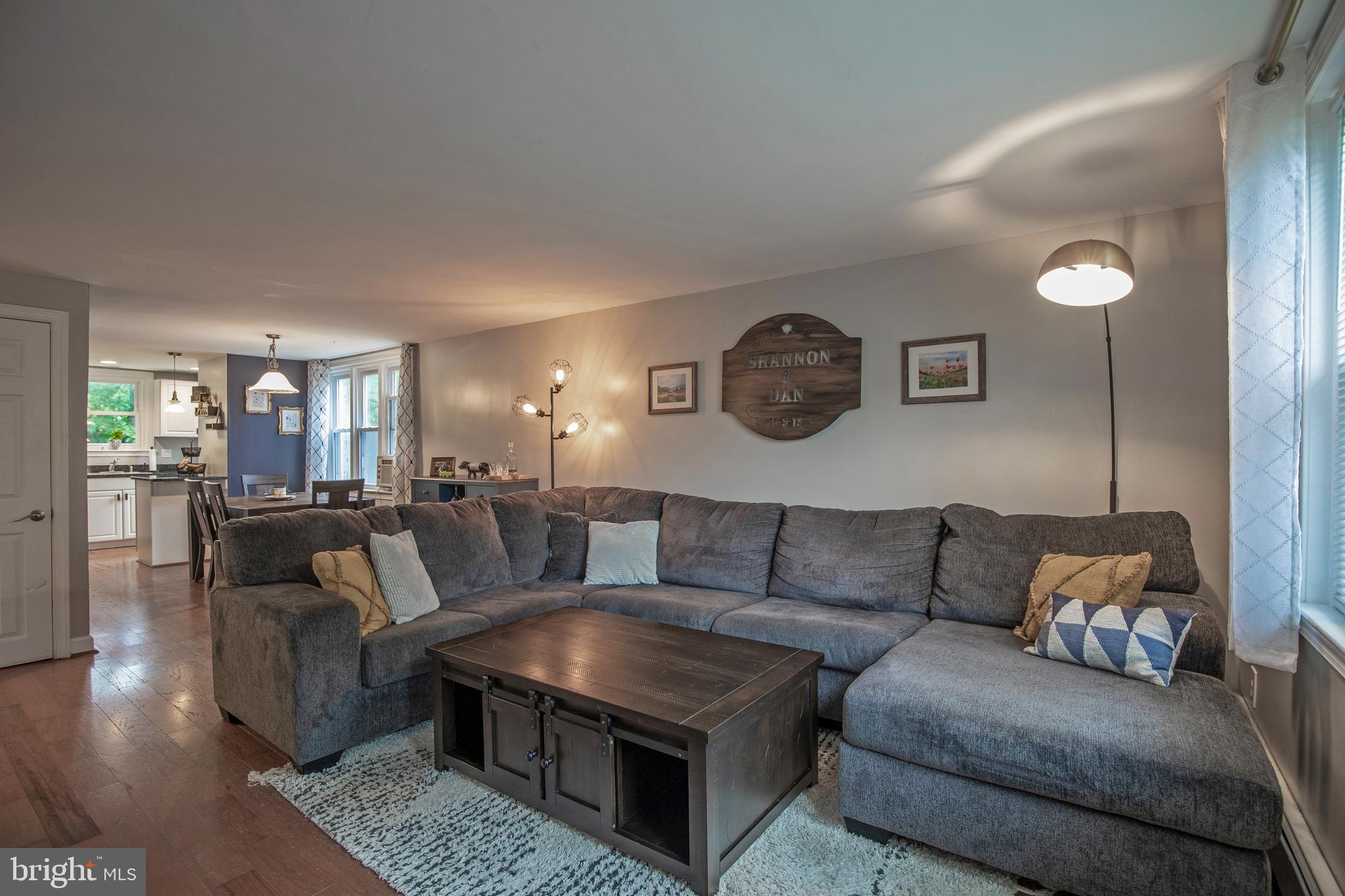 736 Cottage Road Glenside, PA 19038 - Photo 4 of 23 Living Room
