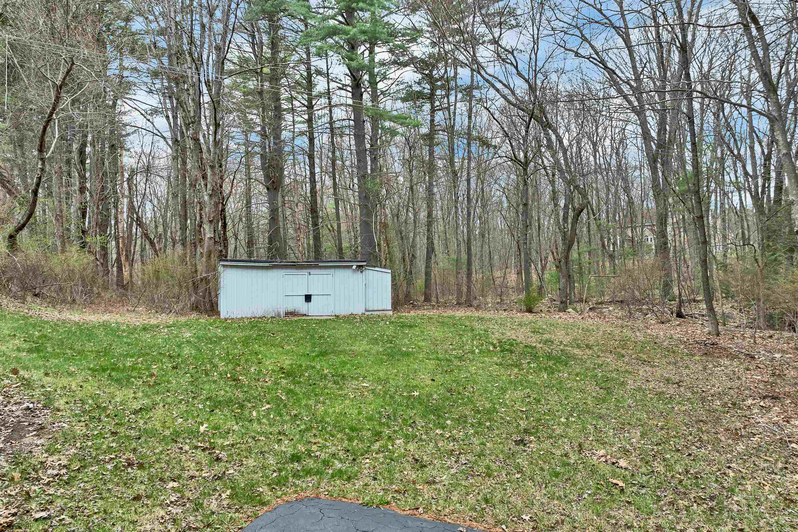 12 Blueberry Road Windham, NH 03087 - Photo 28 of 33