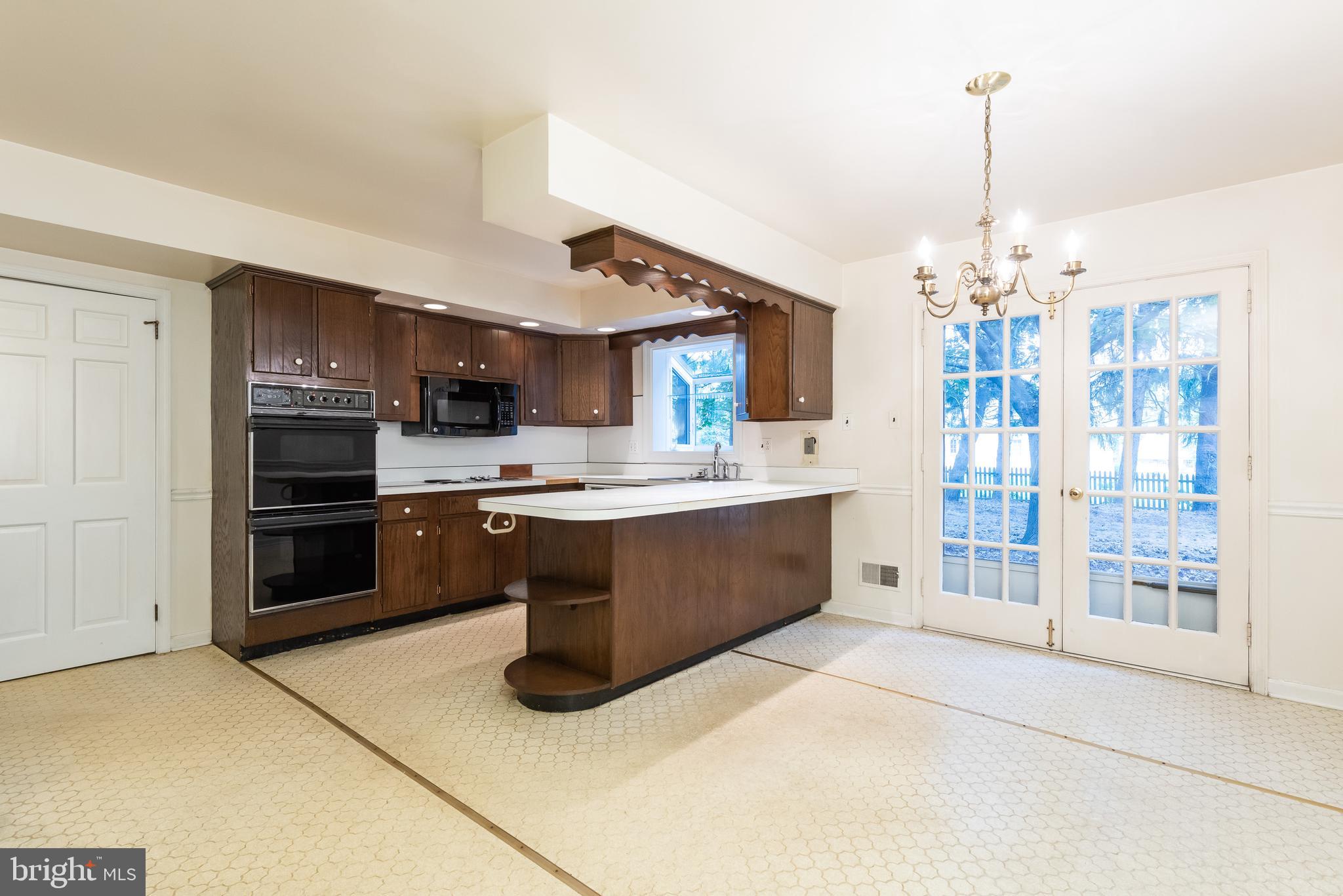 617 Gulph Road Wayne, PA 19087 - Photo 11 of 30