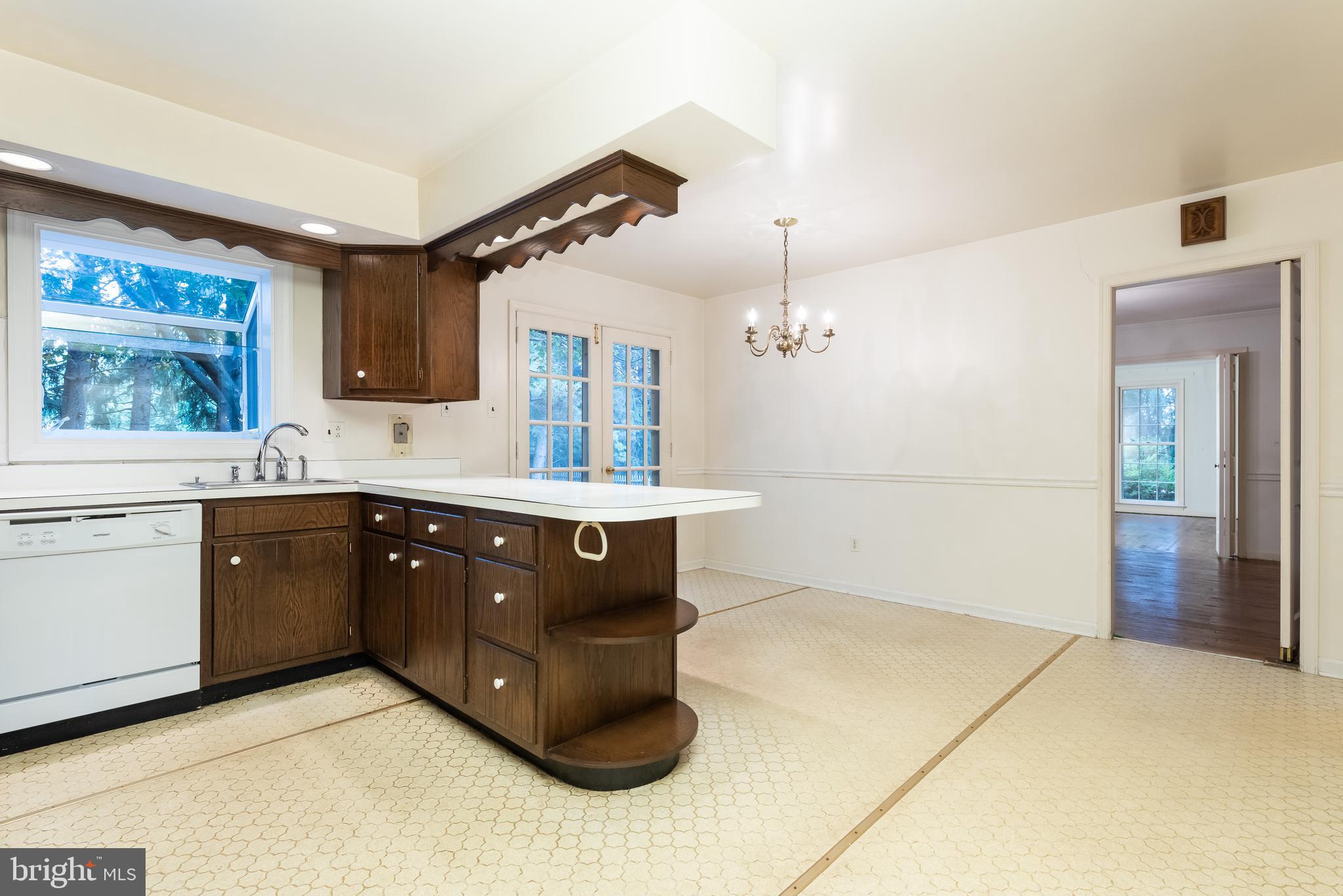 617 Gulph Road Wayne, PA 19087 - Photo 12 of 30
