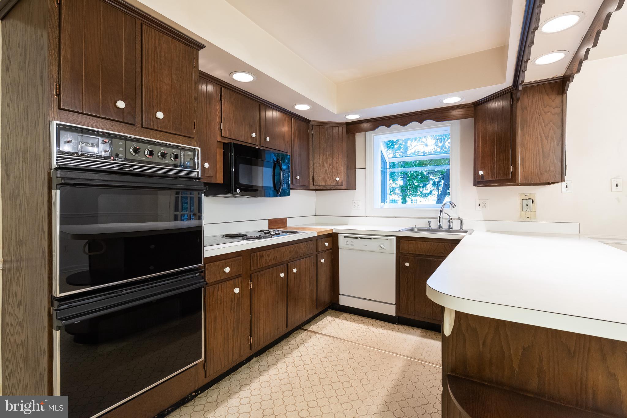 617 Gulph Road Wayne, PA 19087 - Photo 13 of 30