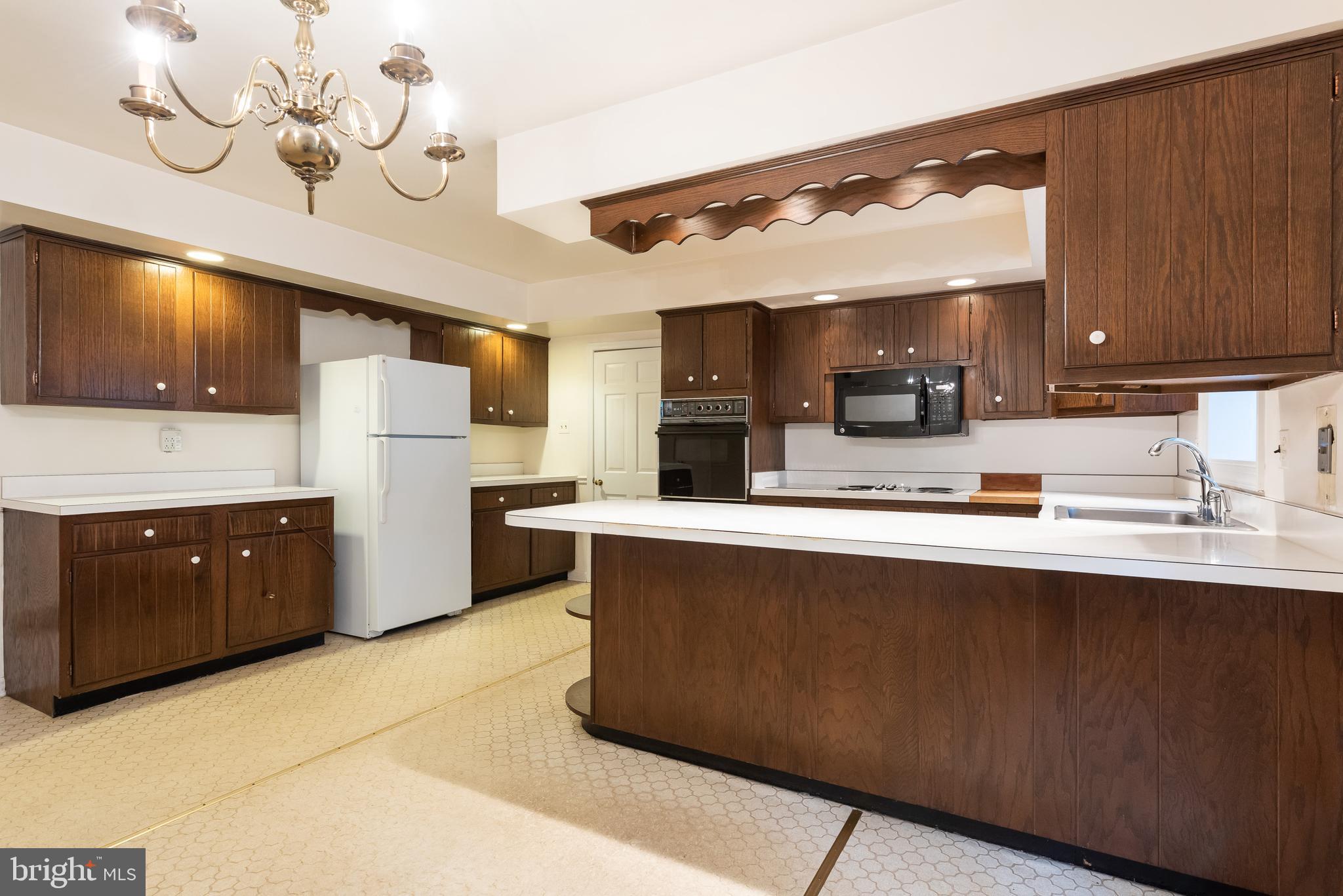617 Gulph Road Wayne, PA 19087 - Photo 14 of 30