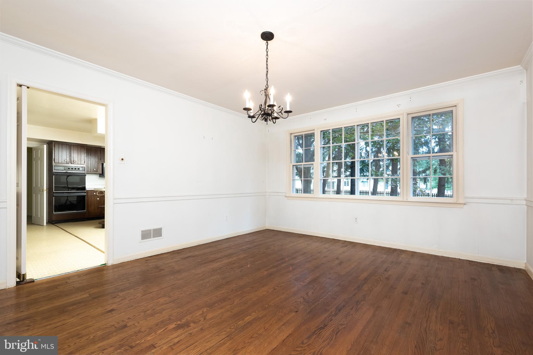 617 Gulph Road Wayne, PA 19087 - Photo 9 of 30