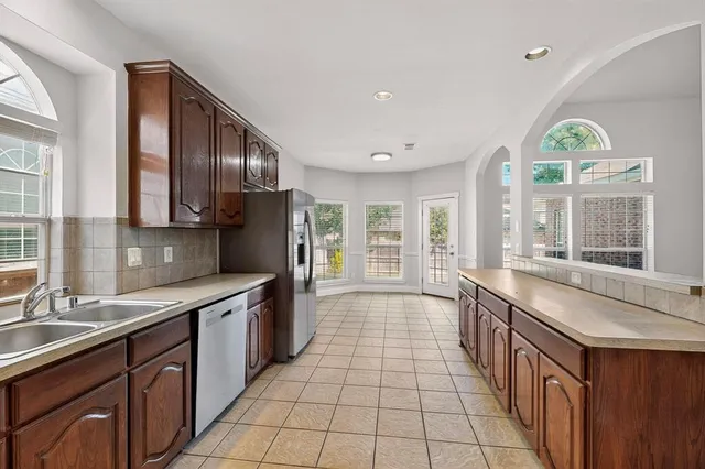 $529,900 | 4925 Giordano Way, Fort Worth, TX 76244