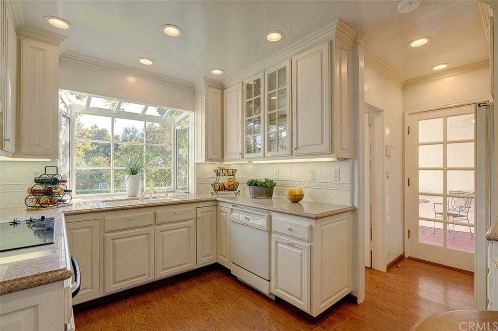 895 San Vicente Road Arcadia, CA 91007 - Photo 18 of 52