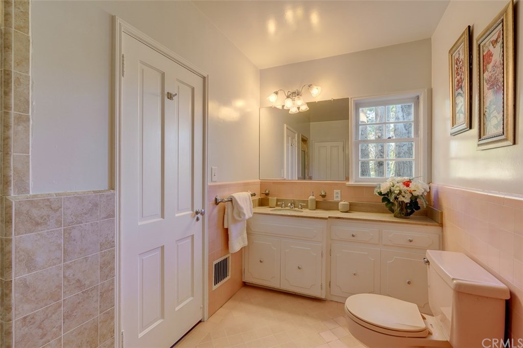 895 San Vicente Road Arcadia, CA 91007 - Photo 25 of 52