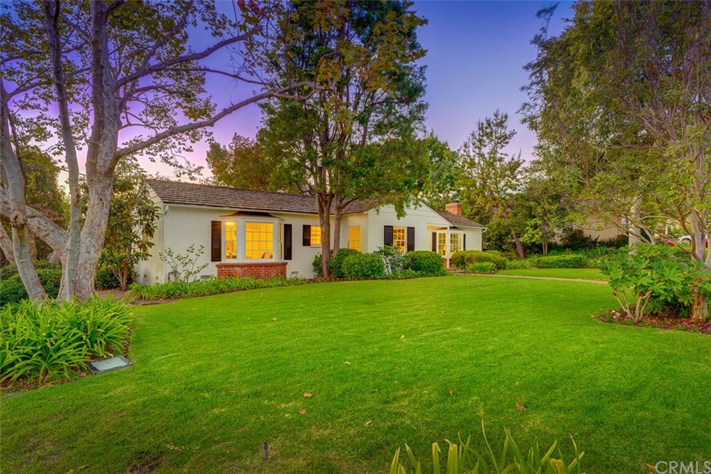 895 San Vicente Road Arcadia, CA 91007 - Photo 6 of 52