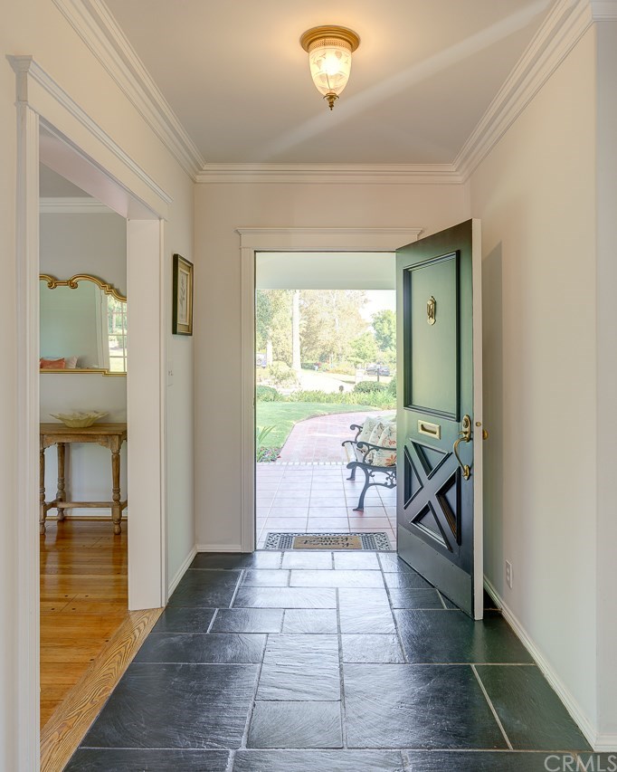 895 San Vicente Road Arcadia, CA 91007 - Photo 8 of 52