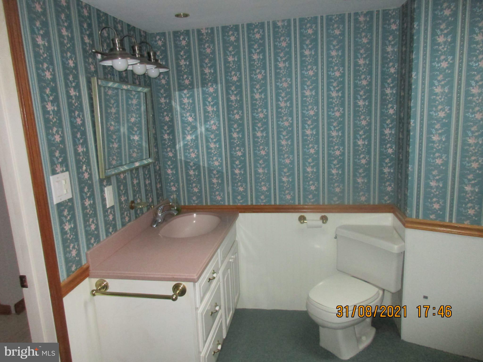 100 Wheatfield Road Sinking Spring, PA 19608 - Photo 14 of 28