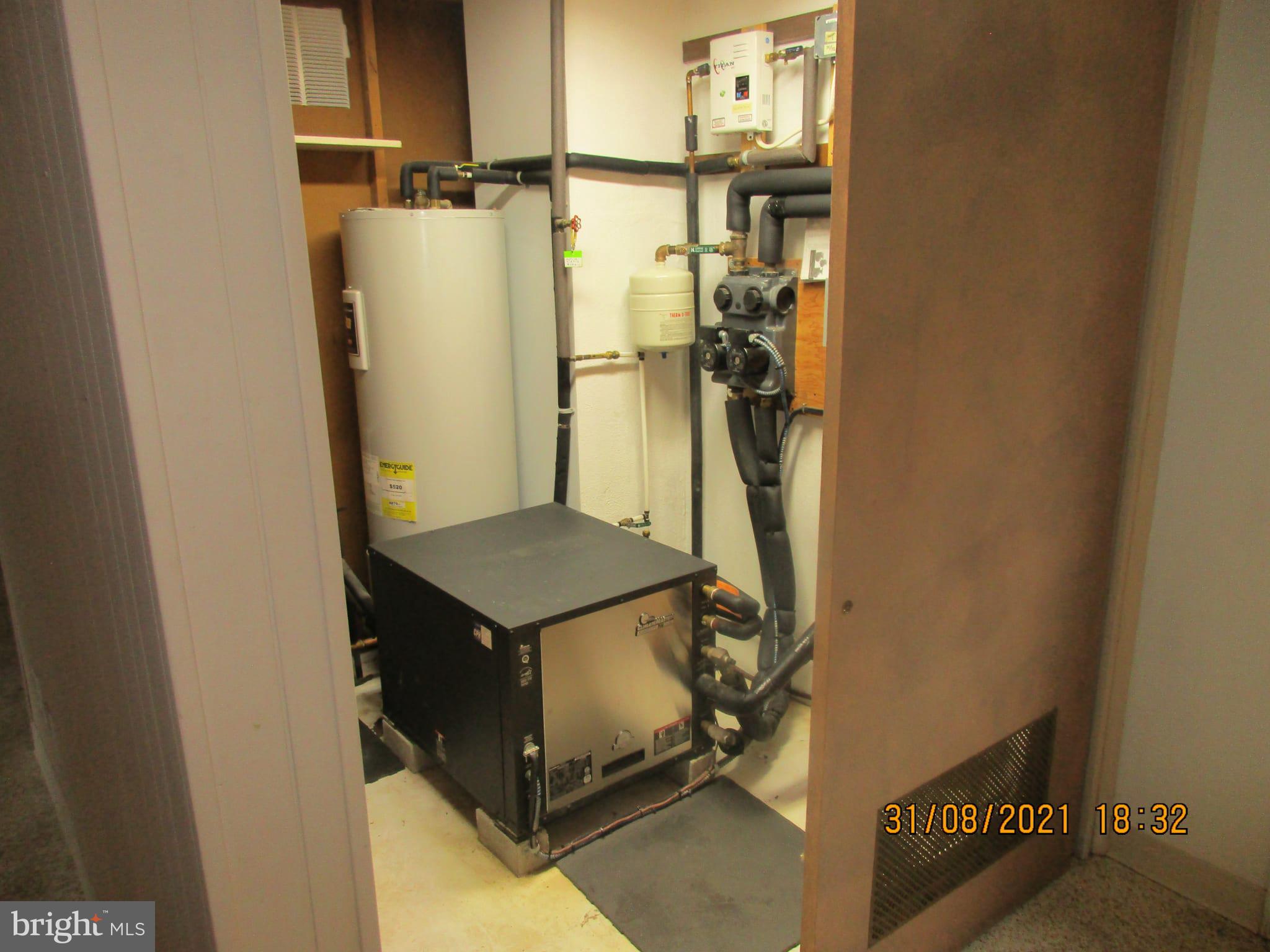 100 Wheatfield Road Sinking Spring, PA 19608 - Photo 18 of 28