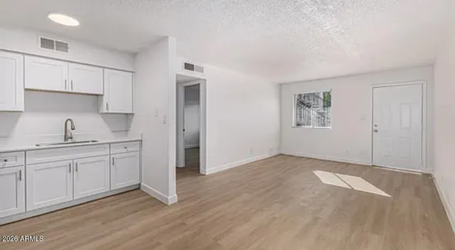 $1,450 | 2615 East Greenway Road, Unit 21, Phoenix, AZ 85032