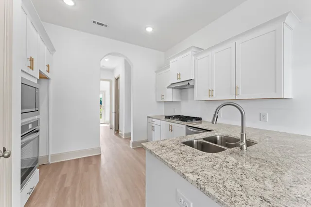 $499,900 | 4024 Tawnya Charles Lane, Murfreesboro, TN 37128