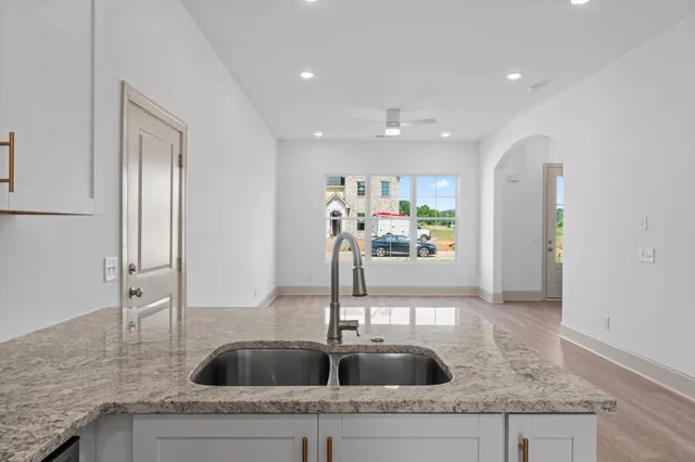 $499,900 | 4024 Tawnya Charles Lane, Murfreesboro, TN 37128