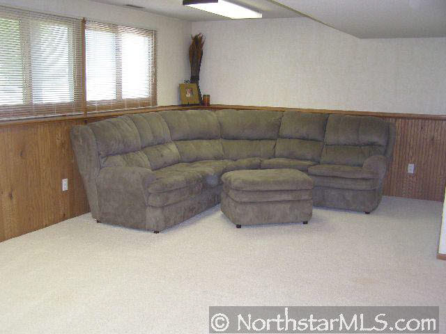 8900 Neill Lake Road Eden Prairie, MN 55347 - Photo 7 of 10 Gallery Image 7