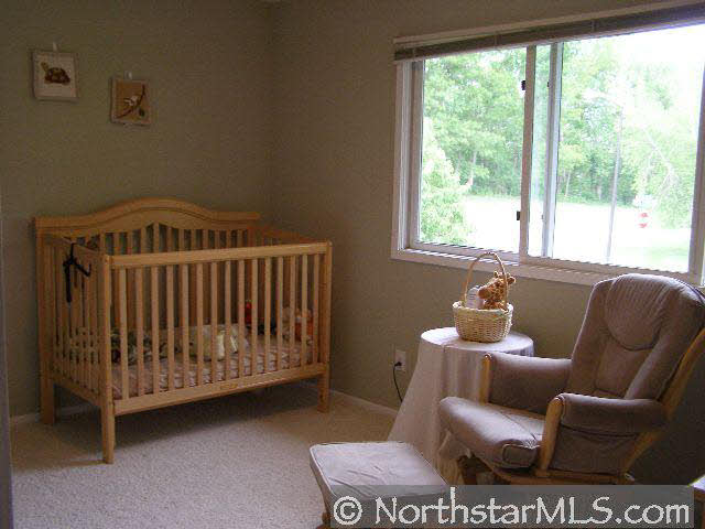 8900 Neill Lake Road Eden Prairie, MN 55347 - Photo 9 of 10 Gallery Image 9