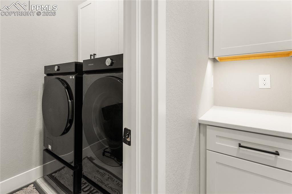 2131 Seaglass Street Colorado Springs, CO 80921 - Photo 41 of 41 Main level laundry