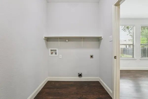 $610,000 | 519 Paseo Grand Drive, Cedar Park, TX 78613