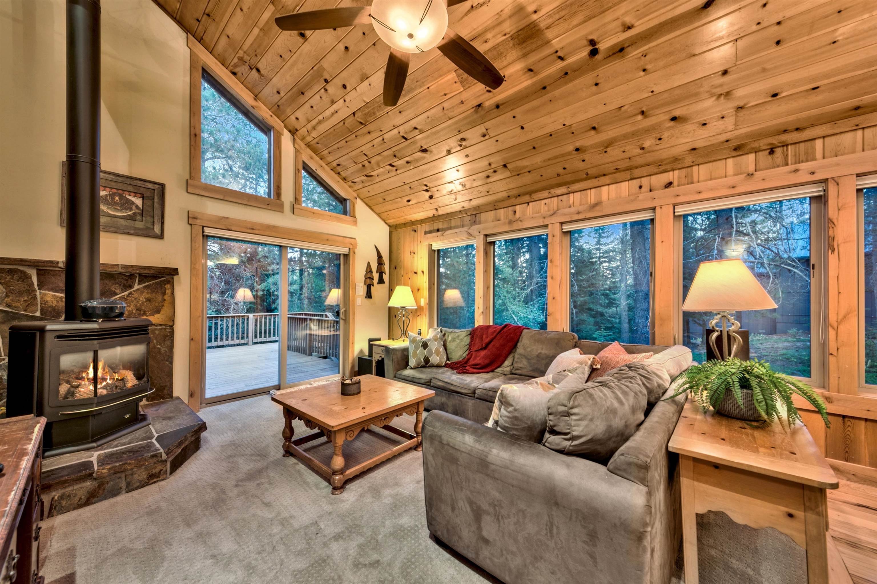 11551 Baden Road Truckee, CA 96161 - Photo 7 of 28 Gallery Image 7