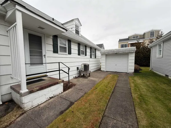 a view of a house with garage
