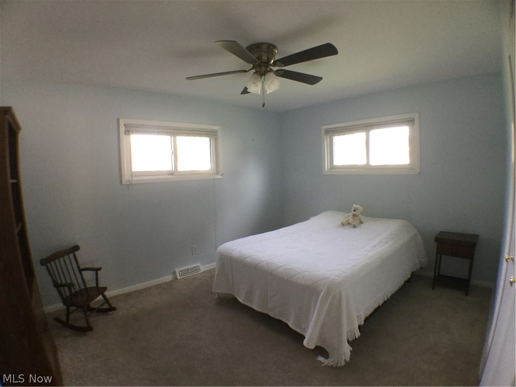 6449 Fairhaven Road Cleveland, OH 44124 - Photo 8 of 19