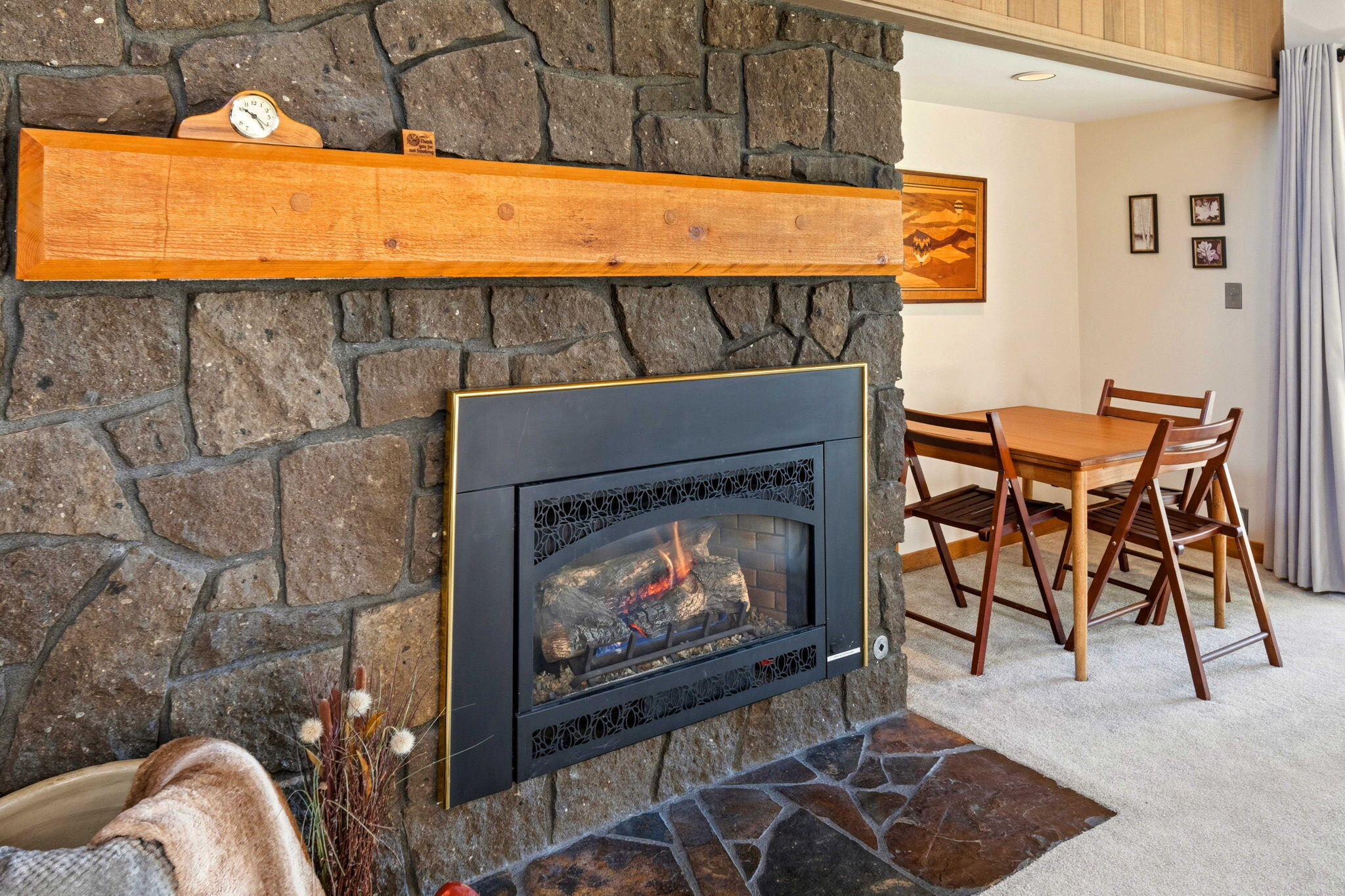 57258 Island Road, Unit 58 Sunriver, OR 97707 - Photo 7 of 30 6-web-or-mls-58 Meadow House-6