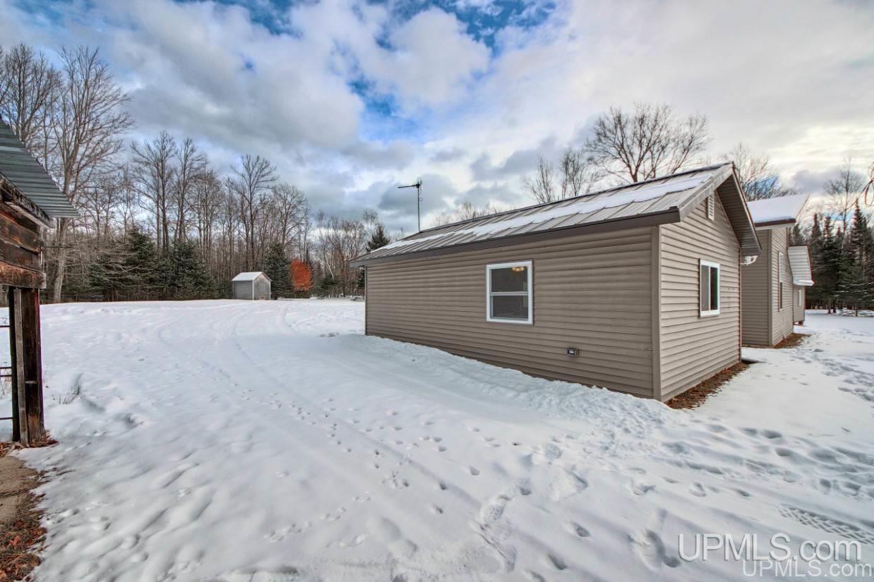 1589 Camp 5 Road Crystal Falls, MI 49920 - Photo 34 of 44
