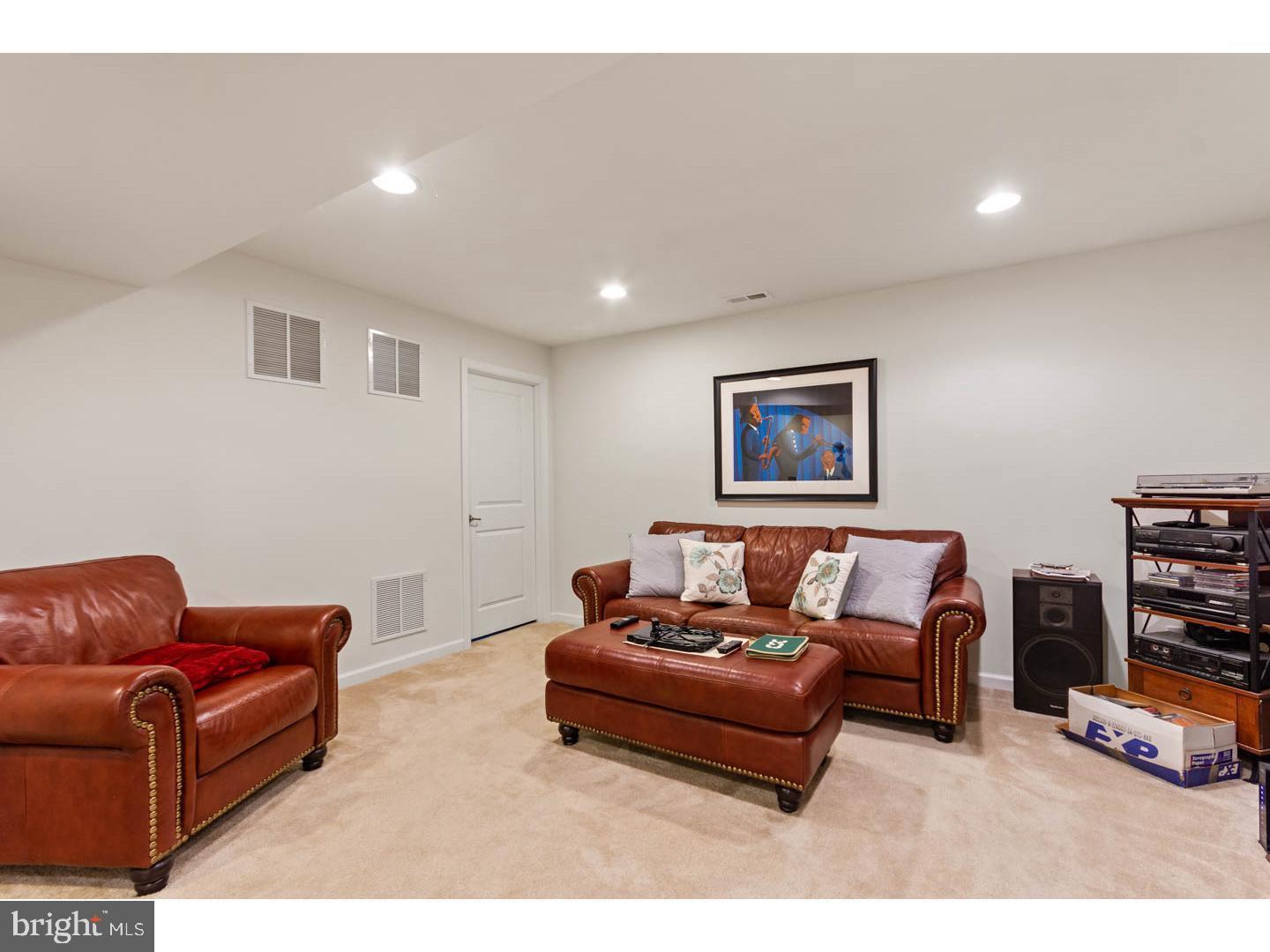 107 Redtail Hawk Circle Sewell, NJ 08080 - Photo 11 of 14 Gallery Image 11