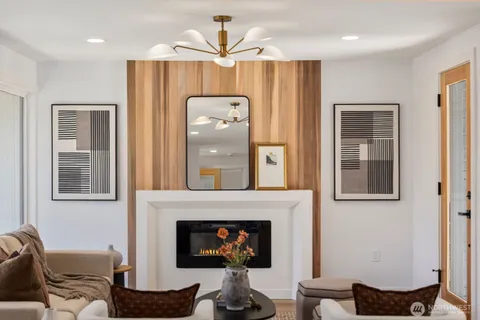 $1,650,000 | 7005 58th Avenue Northeast, Seattle, WA 98115