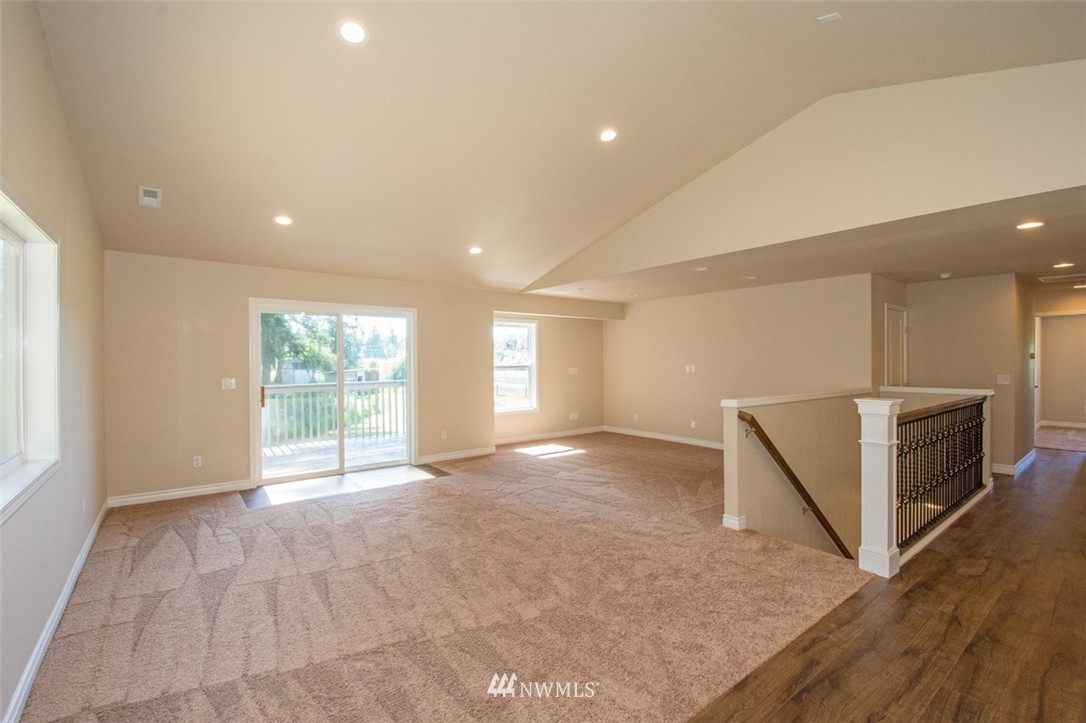 12315 Koeppen Road Southeast Rainier, WA 98576 - Photo 8 of 25 Gallery Image 8