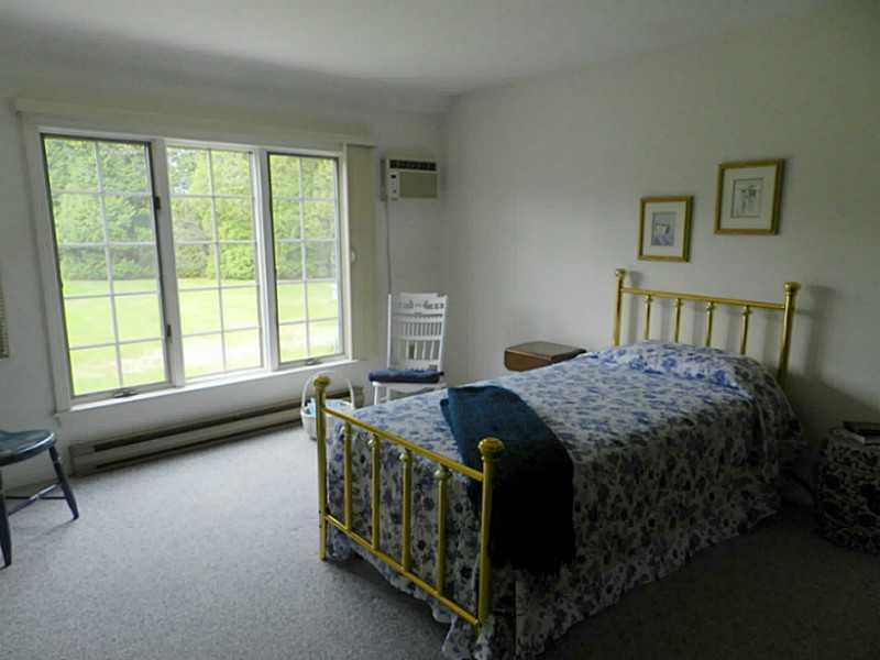 5 Wonderbrook Drive, Unit 5 Kennebunk, ME 04043 - Photo 14 of 25 Bedroom. First Floor Bedroom