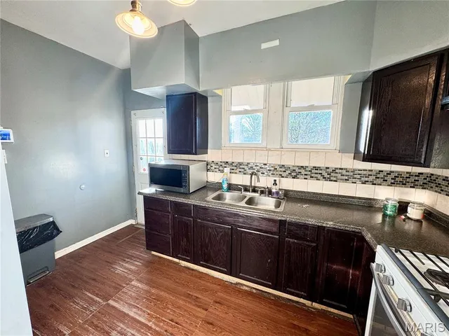 $1,500 | 133 Big 4 Place, Granite City, IL 62040