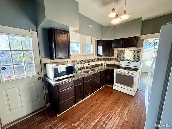 $1,500 | 133 Big 4 Place, Granite City, IL 62040