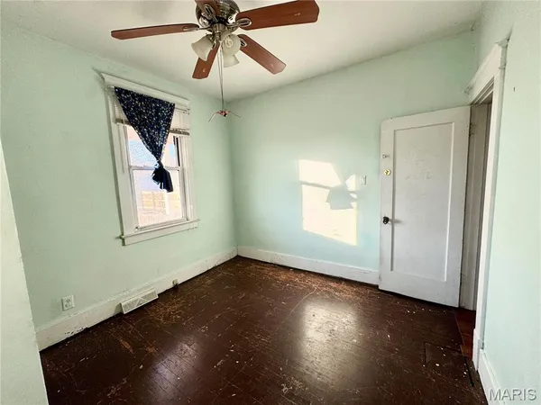 $1,500 | 133 Big 4 Place, Granite City, IL 62040