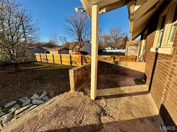 $1,500 | 133 Big 4 Place, Granite City, IL 62040