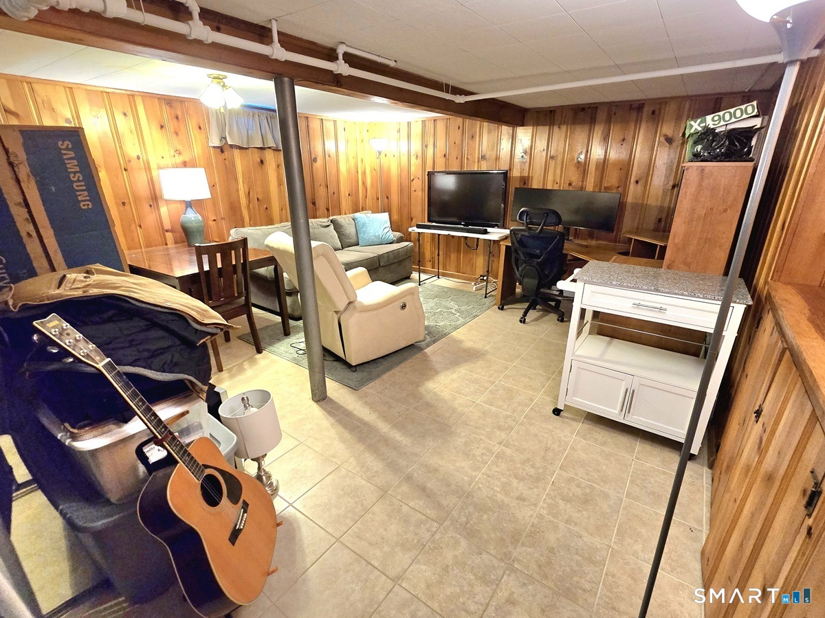 414 West Mountain Road Simsbury, CT 06070 - Photo 11 of 21