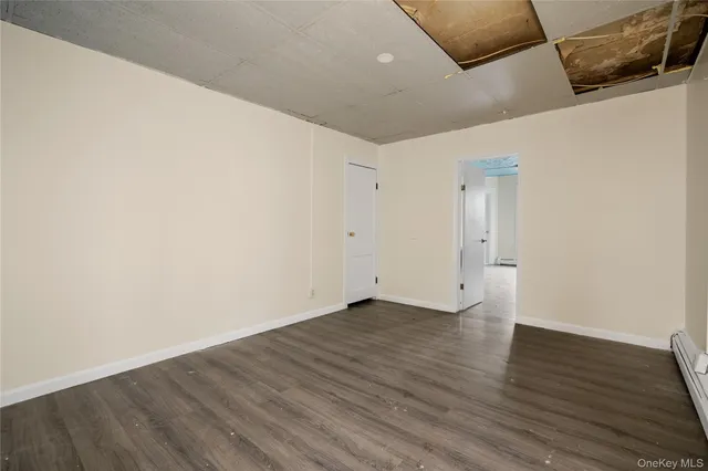 $2,300 | 61 Overlook Place, Newburgh, NY 12550