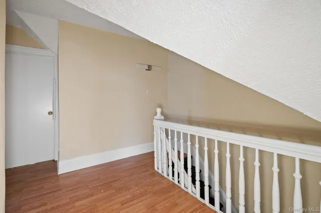 $2,300 | 61 Overlook Place, Newburgh, NY 12550