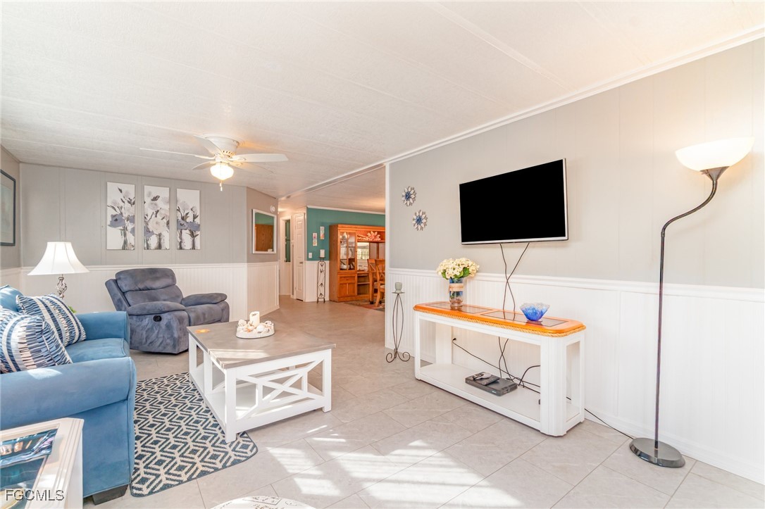 5508 Colonial Road North Fort Myers, FL 33917 - Photo 5 of 29 Gallery Image 5
