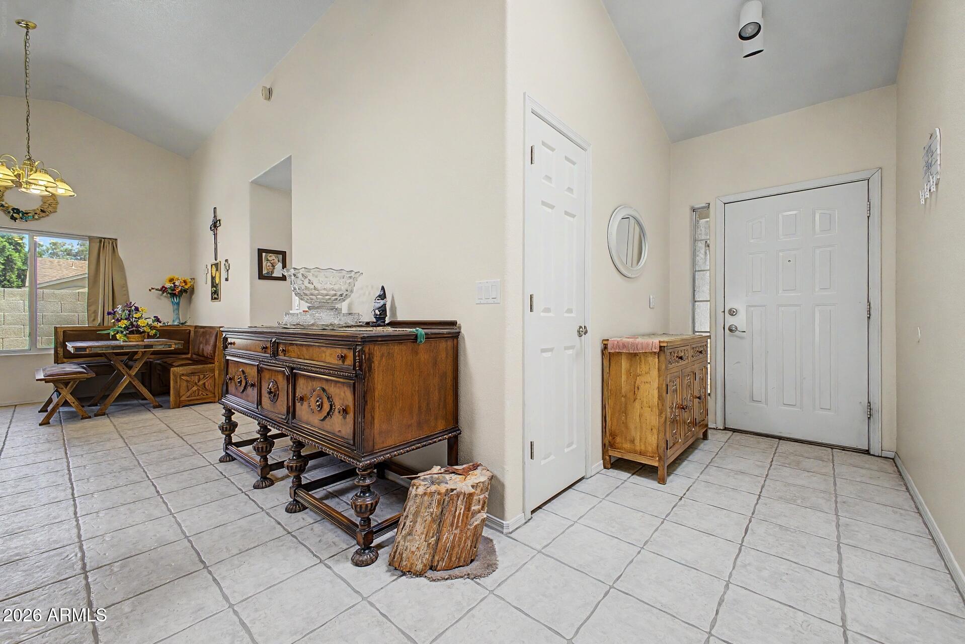 6335 East Brown Road, Unit 1144 Mesa, AZ 85205 - Photo 3 of 28 a living room with furniture