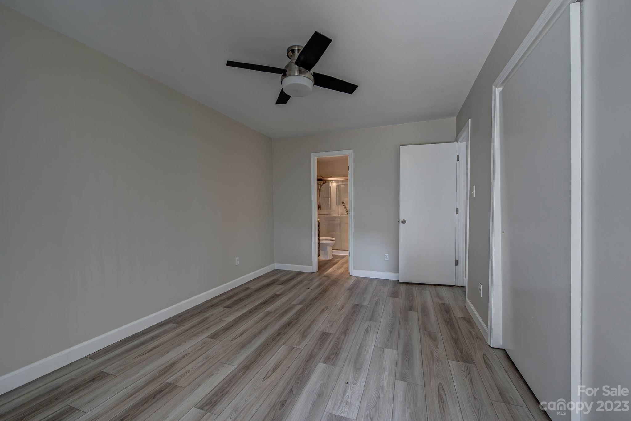 1604 Sharon Road West, Unit 17 Charlotte, NC 28210 - Photo 20 of 23 Gallery Image 20