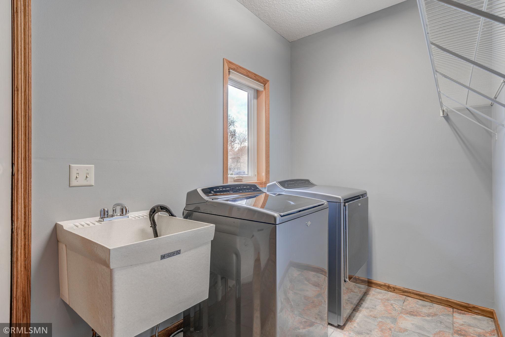 2312 Boulder Ridge Lane Woodbury, MN 55125 - Photo 14 of 28 Gallery Image 14