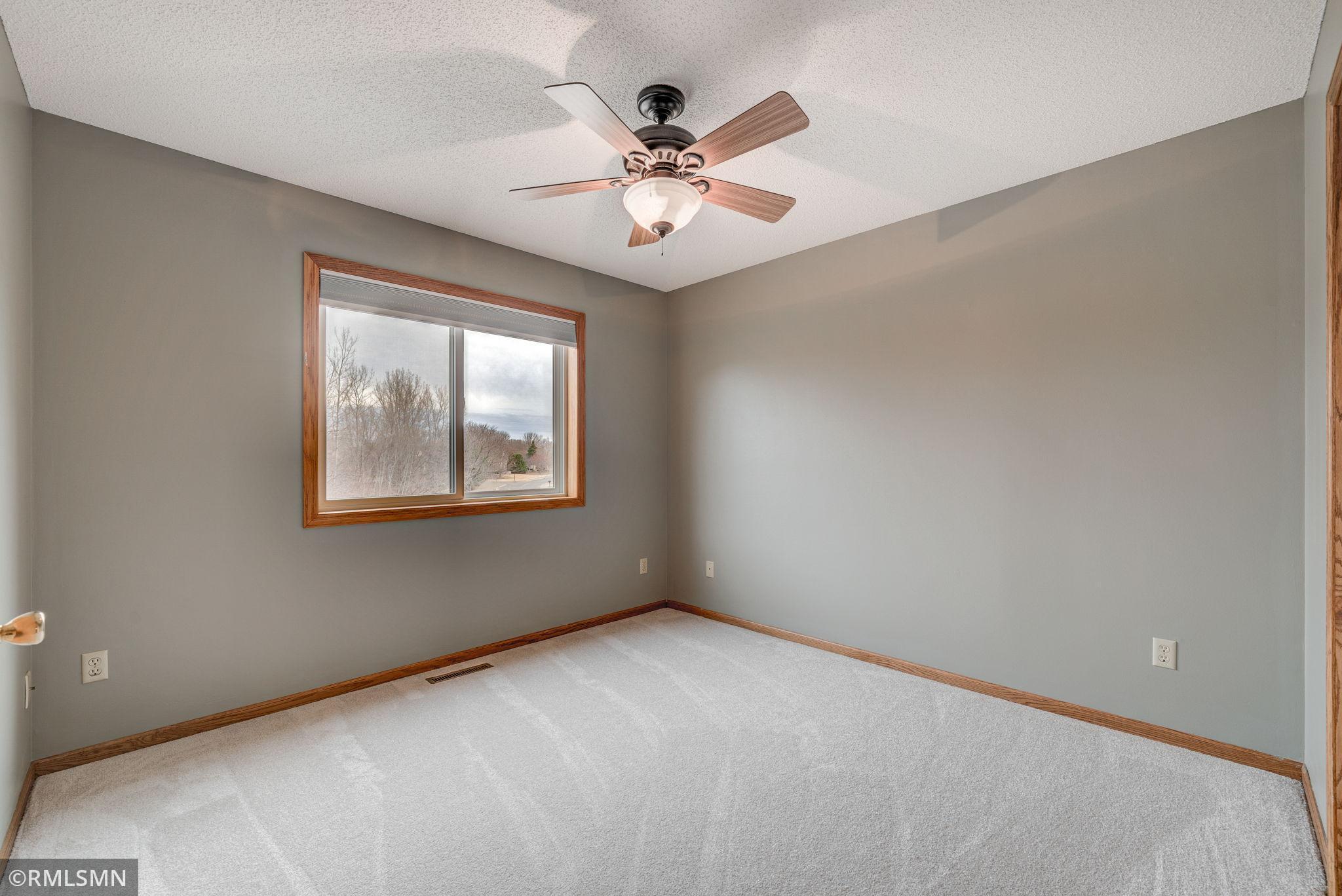 2312 Boulder Ridge Lane Woodbury, MN 55125 - Photo 20 of 28 Gallery Image 20