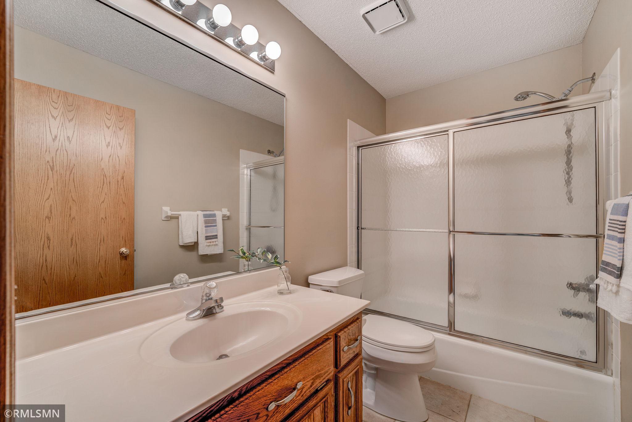 2312 Boulder Ridge Lane Woodbury, MN 55125 - Photo 22 of 28 Gallery Image 22
