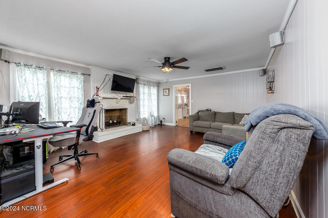 1903 Rouse Road Kinston, NC 28504 - Photo 3 of 16 IMG_2735-Edit
