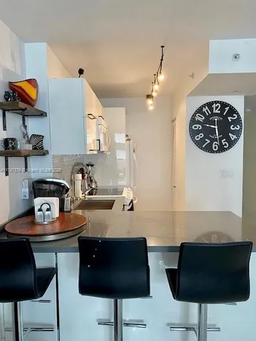 $3,350 | 100 Lincoln Road, Unit 727, Miami Beach, FL 33139