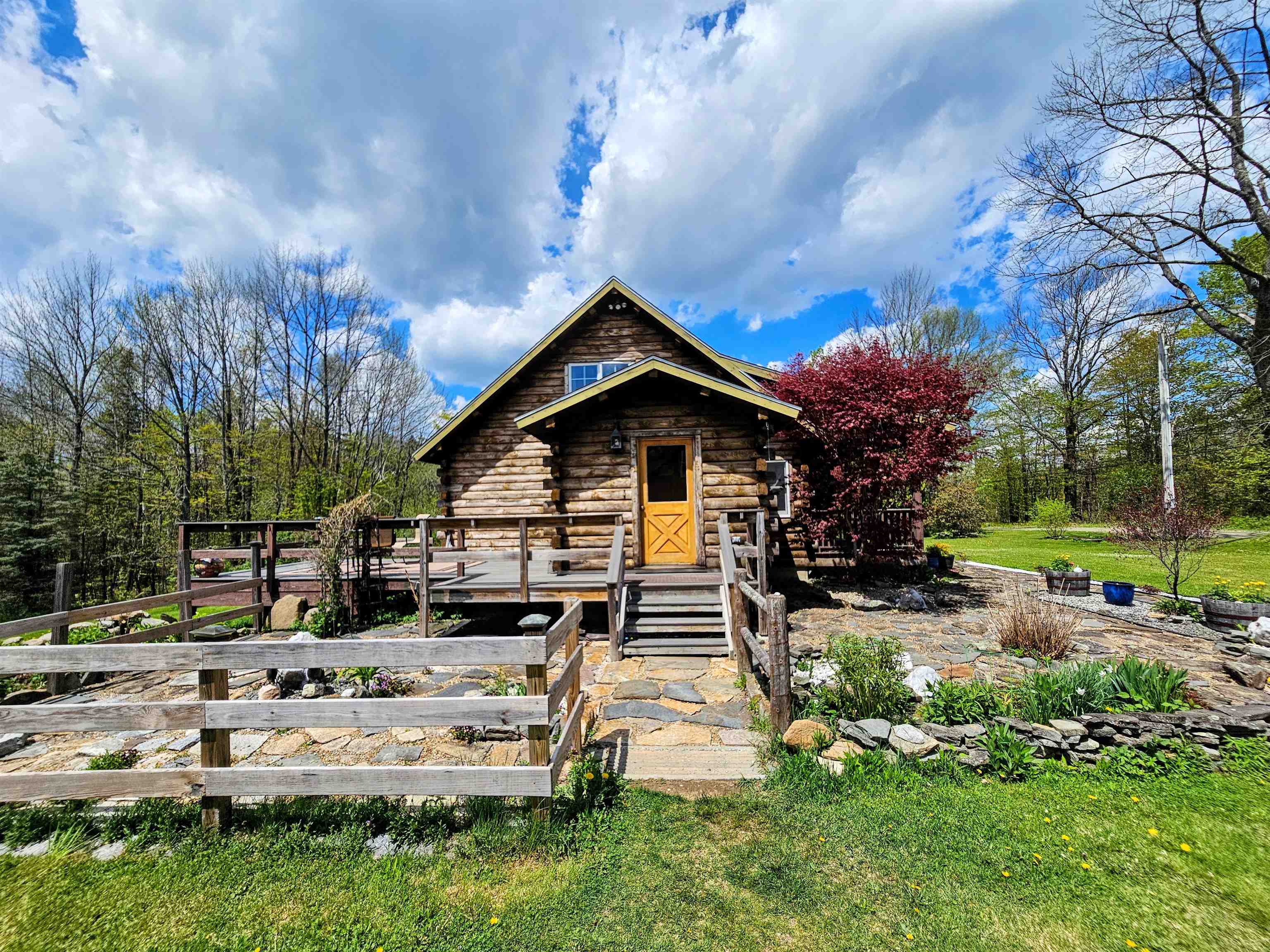 1422 Merrifield Road Whitingham, VT 05361 - Photo 4 of 47