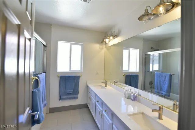 $6,000 | 850 Trout Stream Court, Henderson, NV 89052