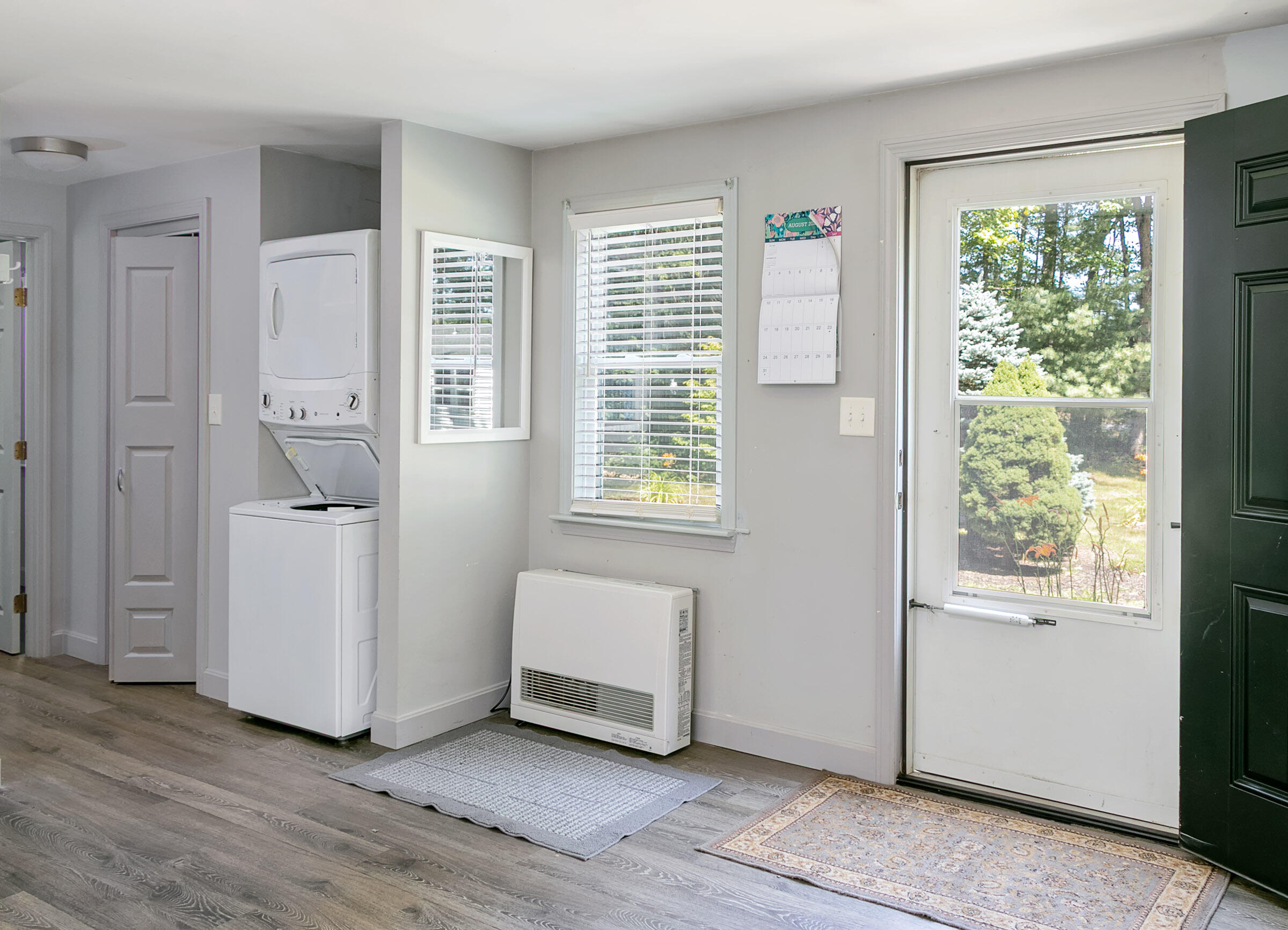 276 Alfred Road Kennebunk, ME 04043 - Photo 2 of 14 Entry