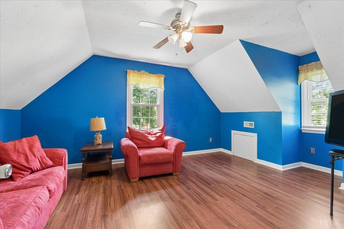 211 Regal Oaks Way Amherst, VA 24521 - Photo 25 of 44 Gallery Image 25